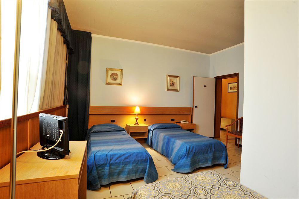 Hotel Cristallo Barga Fornaci di Barga Exteriér fotografie