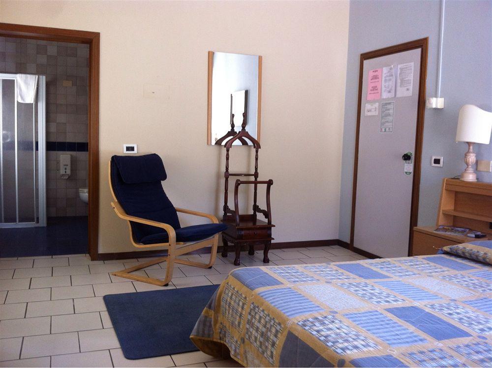 Hotel Cristallo Barga Fornaci di Barga Exteriér fotografie