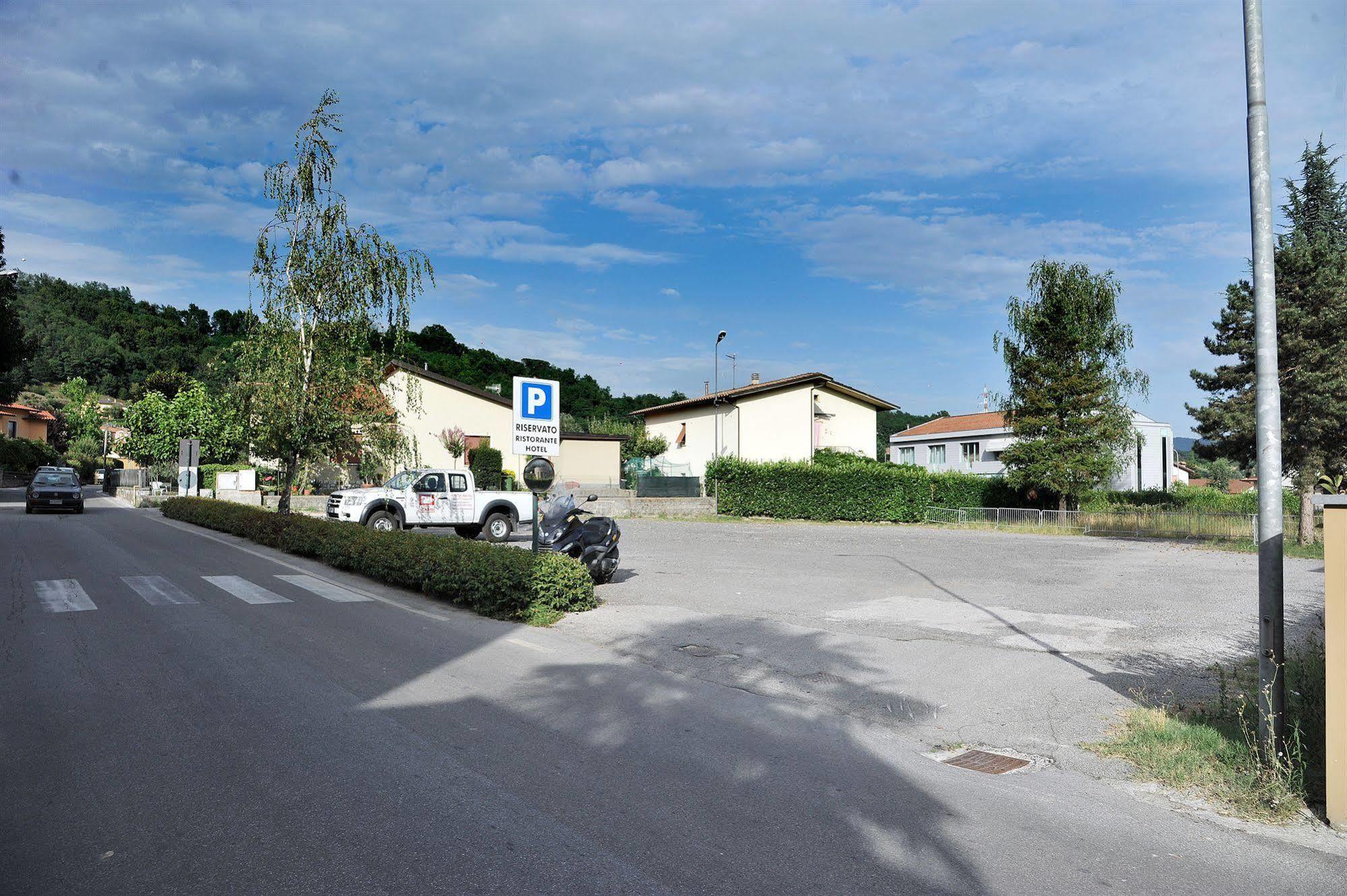 Hotel Cristallo Barga Fornaci di Barga Exteriér fotografie